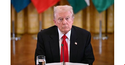 Trump: Ukrayna’da seçim zamanı geldi, Zelenski savaşı bahane ediyor