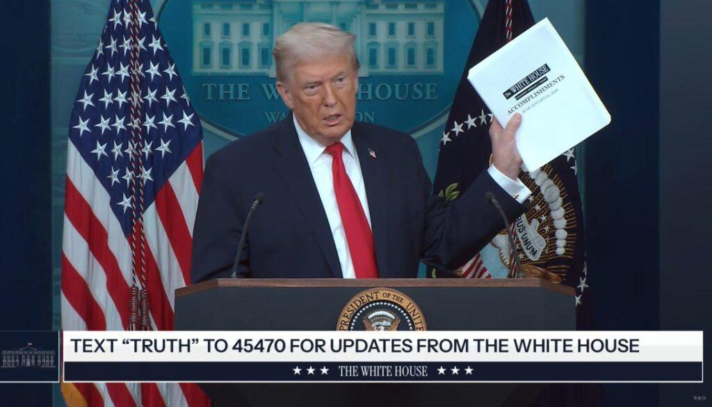 Trump’a “Kürtleri korumayacak mısınız” diye soruldu: “Kürtleri seviyorum. Onlara muazzam miktarda para ödendi”