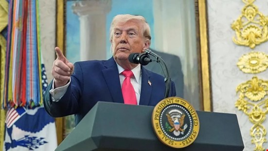 Trump'tan "geri adım" gibi uzatma: 10 gün daha erteledi