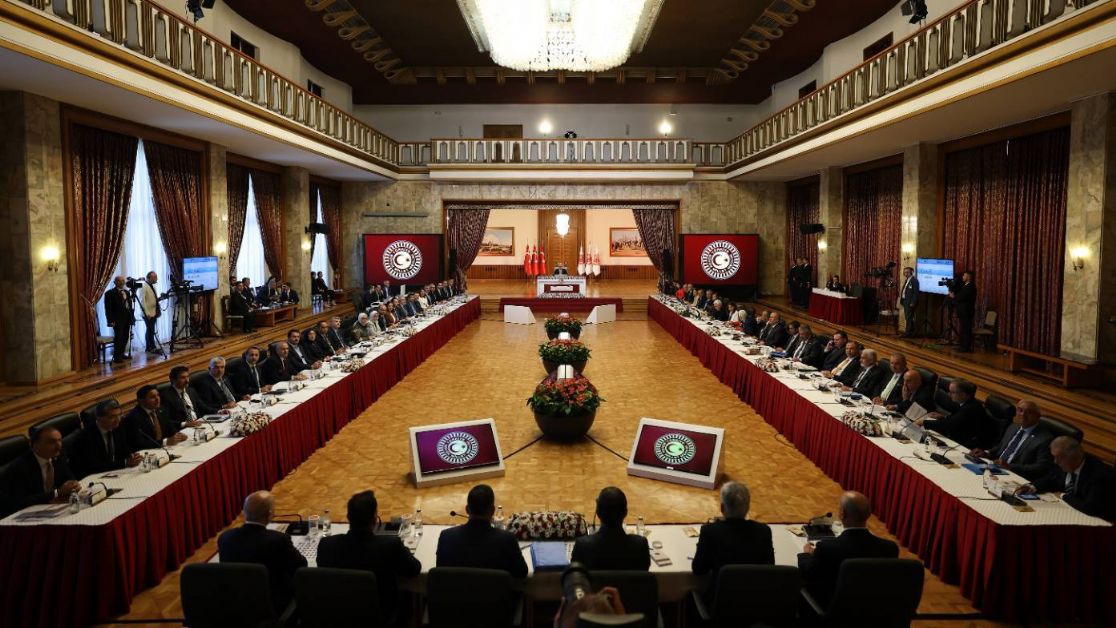 Tuğçe Tatari: Muhalif medyanın başlıca mecraları neden bu barışı istemiyor?