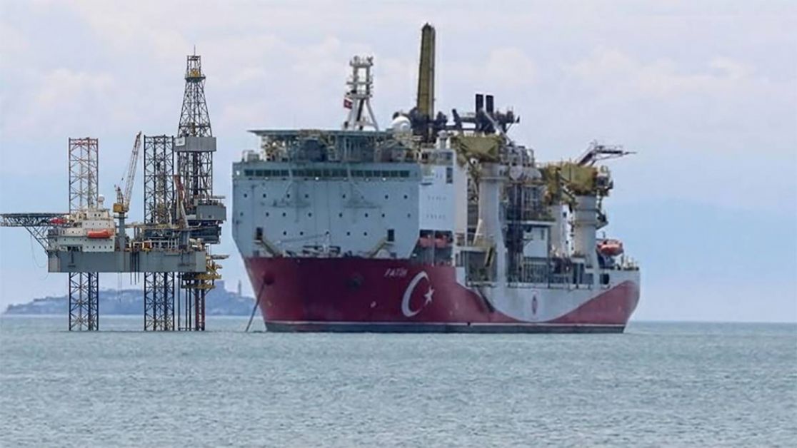 Türkiye dünya devi Chevron ile petrol çıkarmak için el sıkıştı: Hedef günlük 1 milyon varil