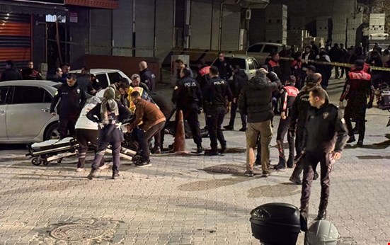 Urfa'da taziye evi yakınında kan döküldü: Ölü ve yaralılar var