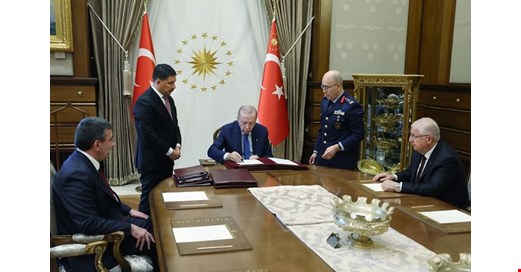 YAŞ kararları açıklandı: Genelkurmay Başkanlığına Orgeneral Selçuk Bayraktaroğlu getirildi