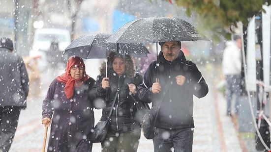 Yeni haftada yağışsız yer kalmayacak: Kuvvetli kar ve sağanak geliyor