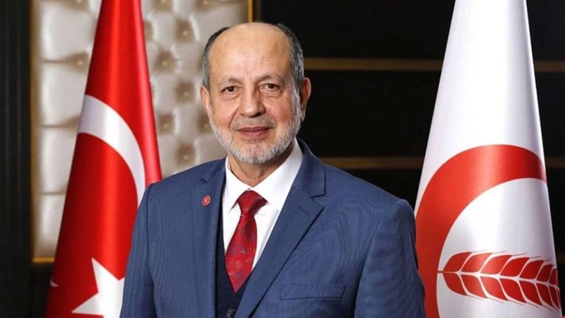 Yeniden Refahlı Ali Yüksel: Tek eşlilik erkeklerin kadınlara tuzağıdır