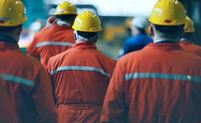 Belgesi olmayan artık bu 40 mesleği yapamayacak