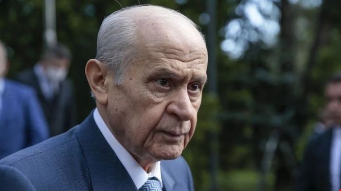 Bahçeli AK Partiye niçin kazık attı?