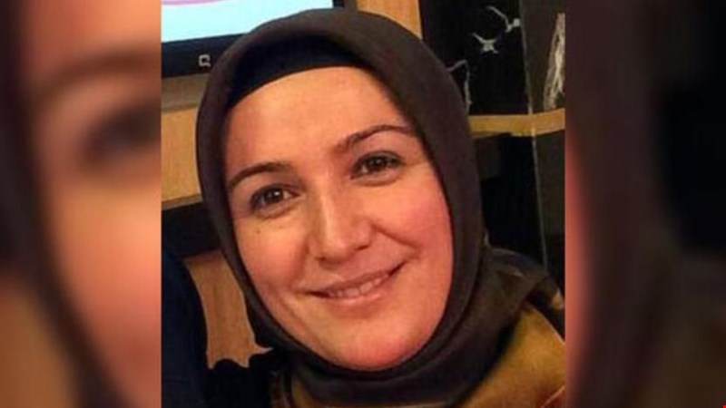 Forkliftin altında kalan kadın vefat etti