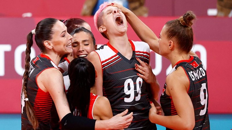 Kadın Voleybol Takımı, Avrupa Şampiyonası'nda çeyrek finale yükseldi