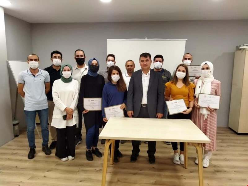 Kırmızı yeleklilere teşekkür belgesi verildi