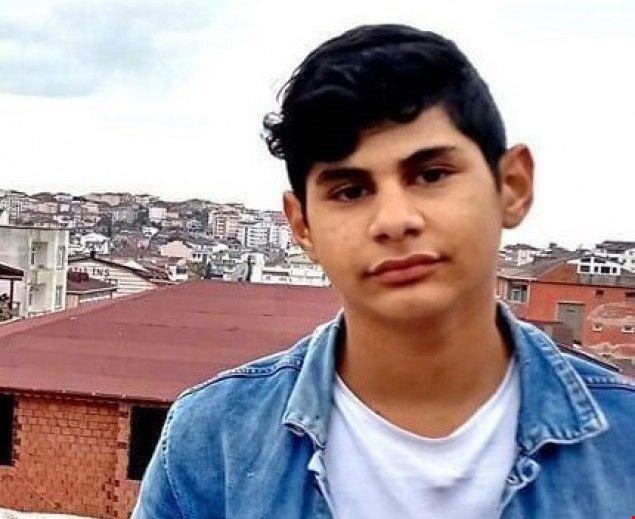 Oğlunu kaybeden aile o eve saldırdı