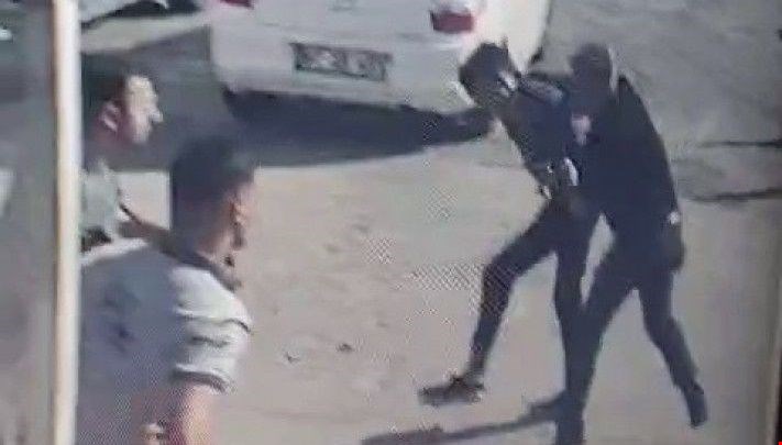 Sağlık çalışanına darp!