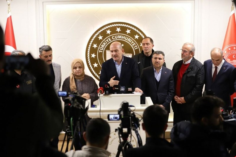 Soylu: Az hasarlı binalarda oturulur