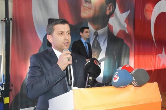 İLÇE BAŞKANI KELEŞ İSTİFA MI ETTİ, YOKSA ETTİRİLDİ Mİ ?