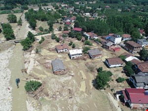 34 kişi evlerinden tahliye edildi