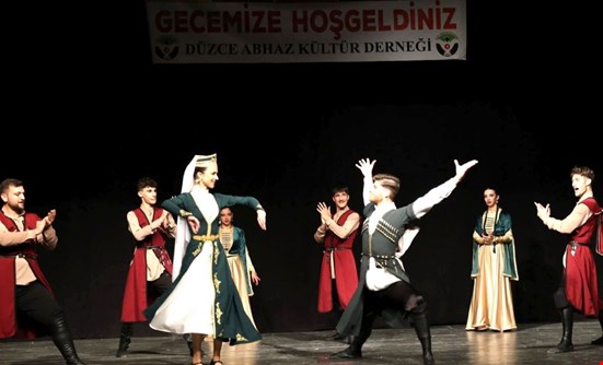 Abhaz Derneği’nden “KAFKAS HALK DANSLARI”COŞKUSU
