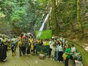 ADİGEY CUMHURİYETİ’NDEN GELEN MİSAFİRLERE “DÜZCE’DEN SEVGİ SELİ”