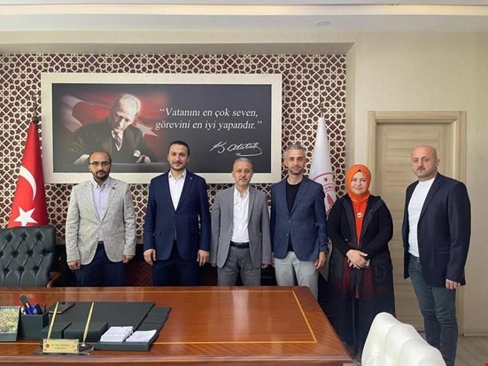 AK PARTİ  İl Başkanı SAHADA  !..