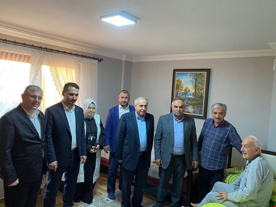 AK PARTİ DÜZCE İL TEŞKİLATI ALANDA “HIZLI ÇALIŞIYOR”