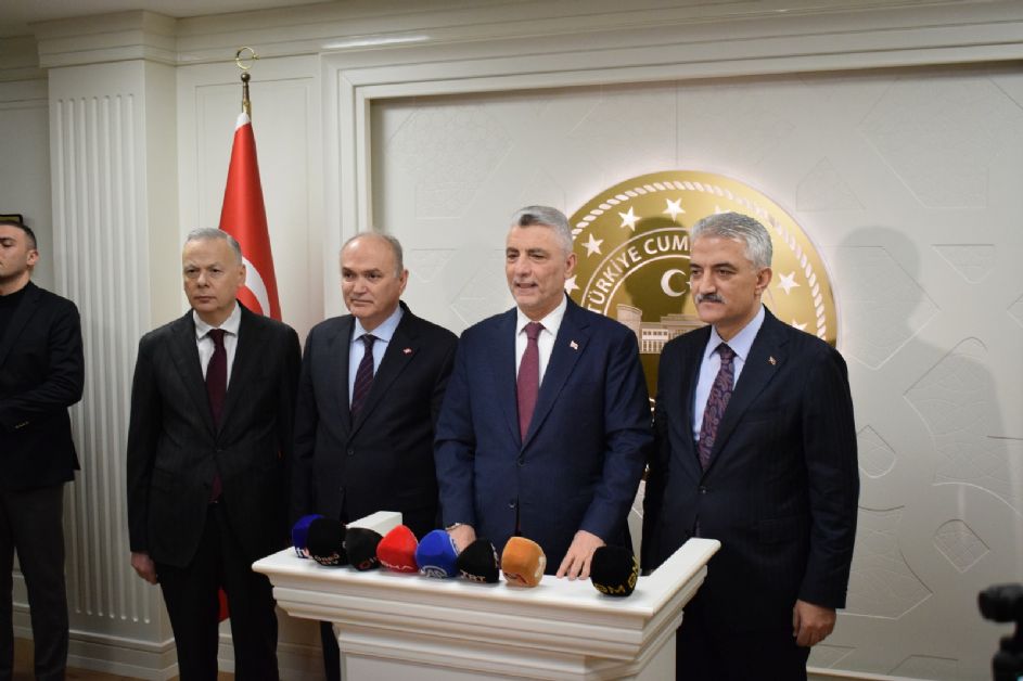 BAKAN BOLAT: “DÜZCE PARLAYAN YILDIZ”