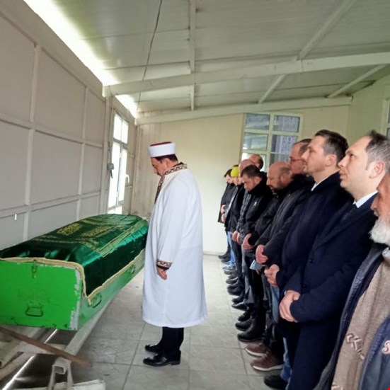 B.MECLİS ÜYESİ OĞUZHAN ÇELEBİ’NİN “BABA ACISI”