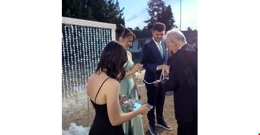 MUTLU ÇİFTLERİN NİŞANI "SANKİ BİR DÜĞÜN GİBİ" OLDU