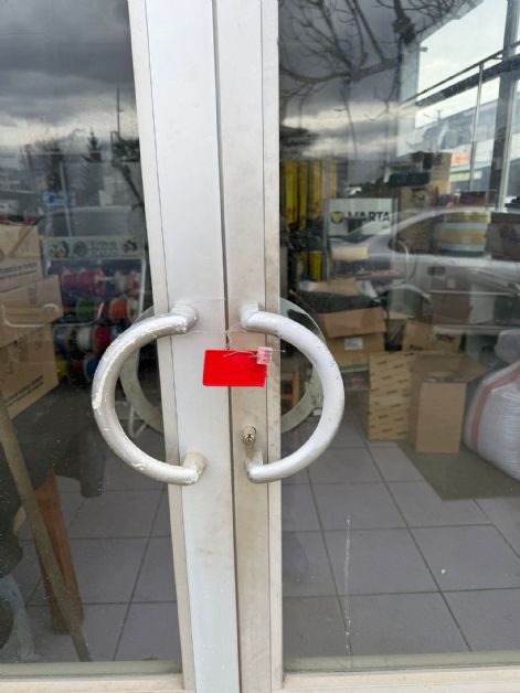 Düzce Eski Sanayi Çarşısı'nda "SANCILI SAATLER"