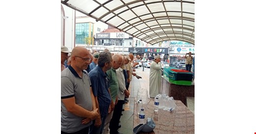 Efsane Tarih Öğretmeni VURAL MADENCİOĞLU DEFNEDİLDİ