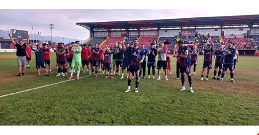Düzcespor İlk Maçta ÜMİT VERDİ