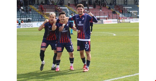 DÜZCESPOR LİDERİ DEVİRDİ: 1-0