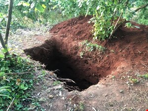 KAÇAK KAZI YAPARKEN YAKALANDILAR