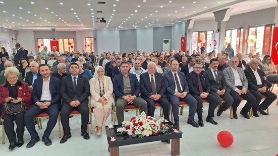 Kızılay Düzce Başkanı Av.Halil AYDIN güven tazeledi