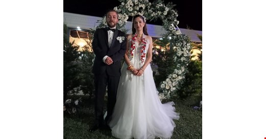 “NEFNE YAVUZ ” ile “BATUHAN CAN ERSOY” DÜNYAEVİNE GİRDİ