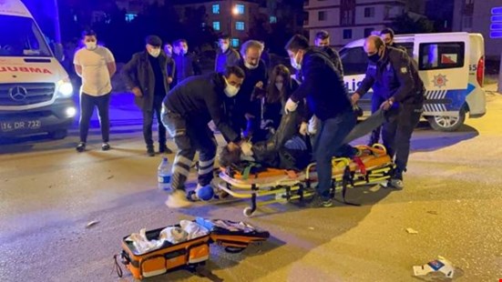 Otomobille çarpışan motosikletli kurye hayatını kaybetti