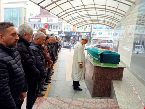 TERZİ ZEKİ VELİ, VEFAT ETTİ
