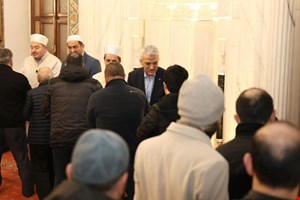 VALİ MAKAS, KANDİL PROGRAMINA KATILDI