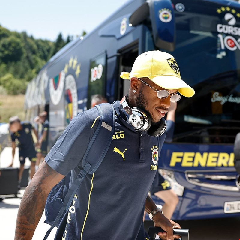 Fenerbahçe kafilesi, Topuk Yaylası Tesisleri’ne geldi