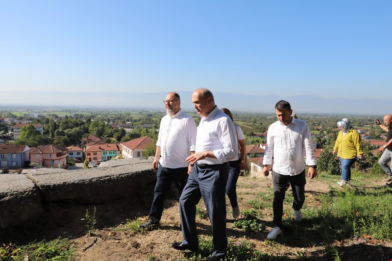 Konuralp'e seyir terası yapılacak