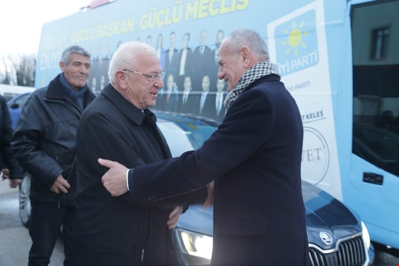 Kendi adayını yalnız bırakan Özcan, Keleş’e tam destek veriyor