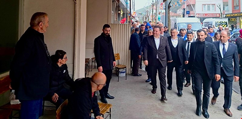MHP’den Gümüşova çıkarması! Çakır'a tam destek...