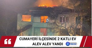 Cumayerinde iki katlı ev alev alev yandı