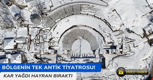Konuralp Antik Tiyatro’nun kar manzarası kendine hayran bıraktı