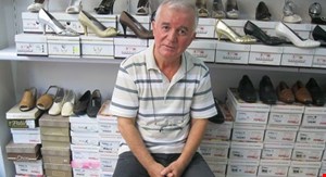 TAHİR USTA DUT AĞACINDA BÜLBÜL OLMUŞ