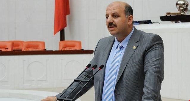 Bolulu berber Kutayı meclis kürsüsünde konuştu
