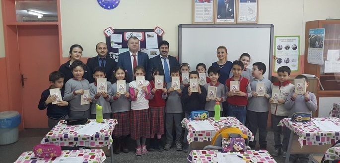 Göynüklü öğrencilerden örnek davranış