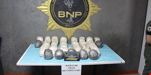 Araba lastiklerine hava yerine uyuşturucu madde bastılar