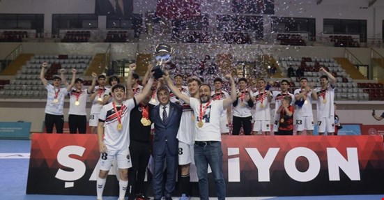 BOLU’NUN GURURU: HENTBOLU SPOR KULÜBÜ TÜRKİYE ŞAMPİYONU OLDU!