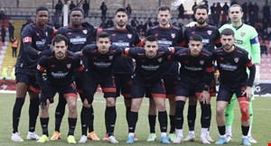 Boluspor, 10 Kişi Kalan Rakibiyle Puanları Paylaştı!