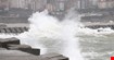 Dalgaların yüksekliği 5 metreye ulaştı