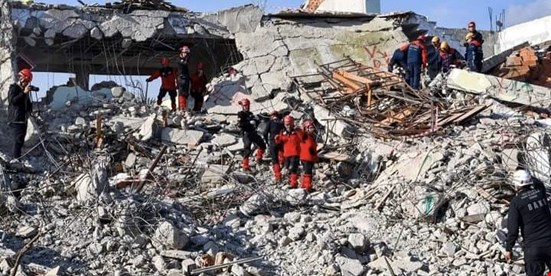 Deprem Tatbikatı gerçeğini hatırlattı...